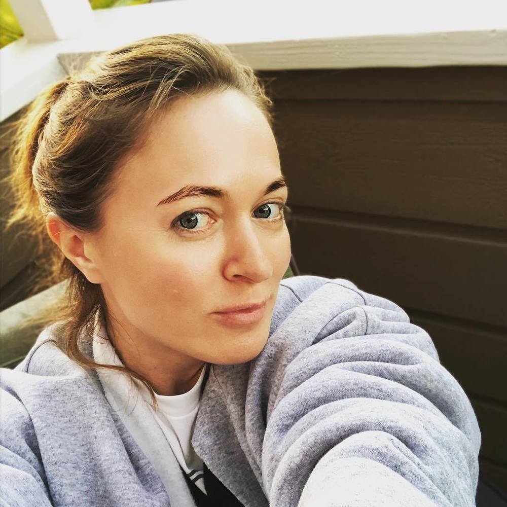 Meet your Posher, Adelia